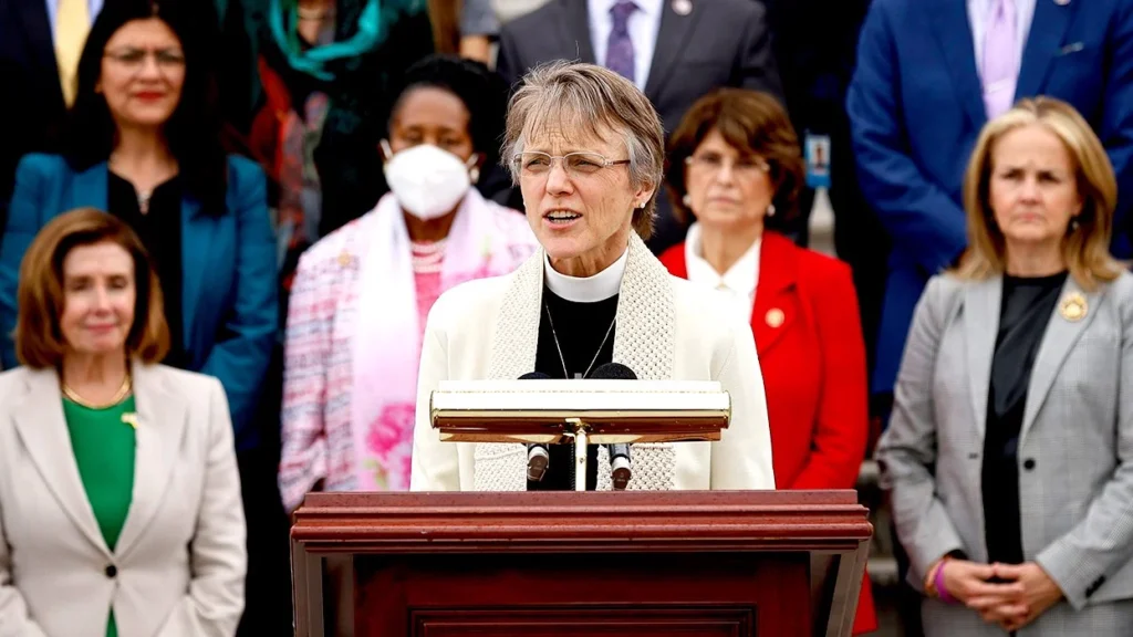 episcopal-bishop-mariann-edgar-budde-diocese-of-washington-leads-democratic-members-of-the-house-of-representatives-in-prayer-1024x576 The Message from the Bishop: A Call for Mercy News 